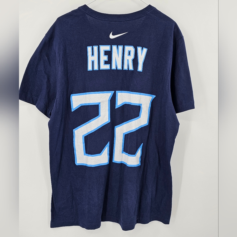 Nike Titans Henry T-Shirt Size Large